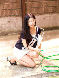 女人被狂躁C到高潮喷水图片